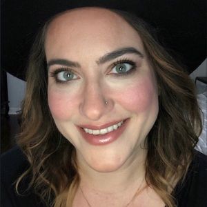 Meet your Posher, Maggie